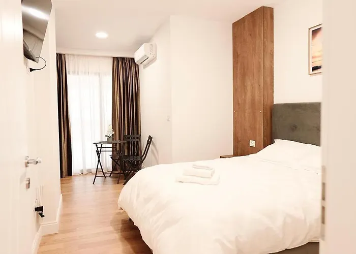 Apartment 102