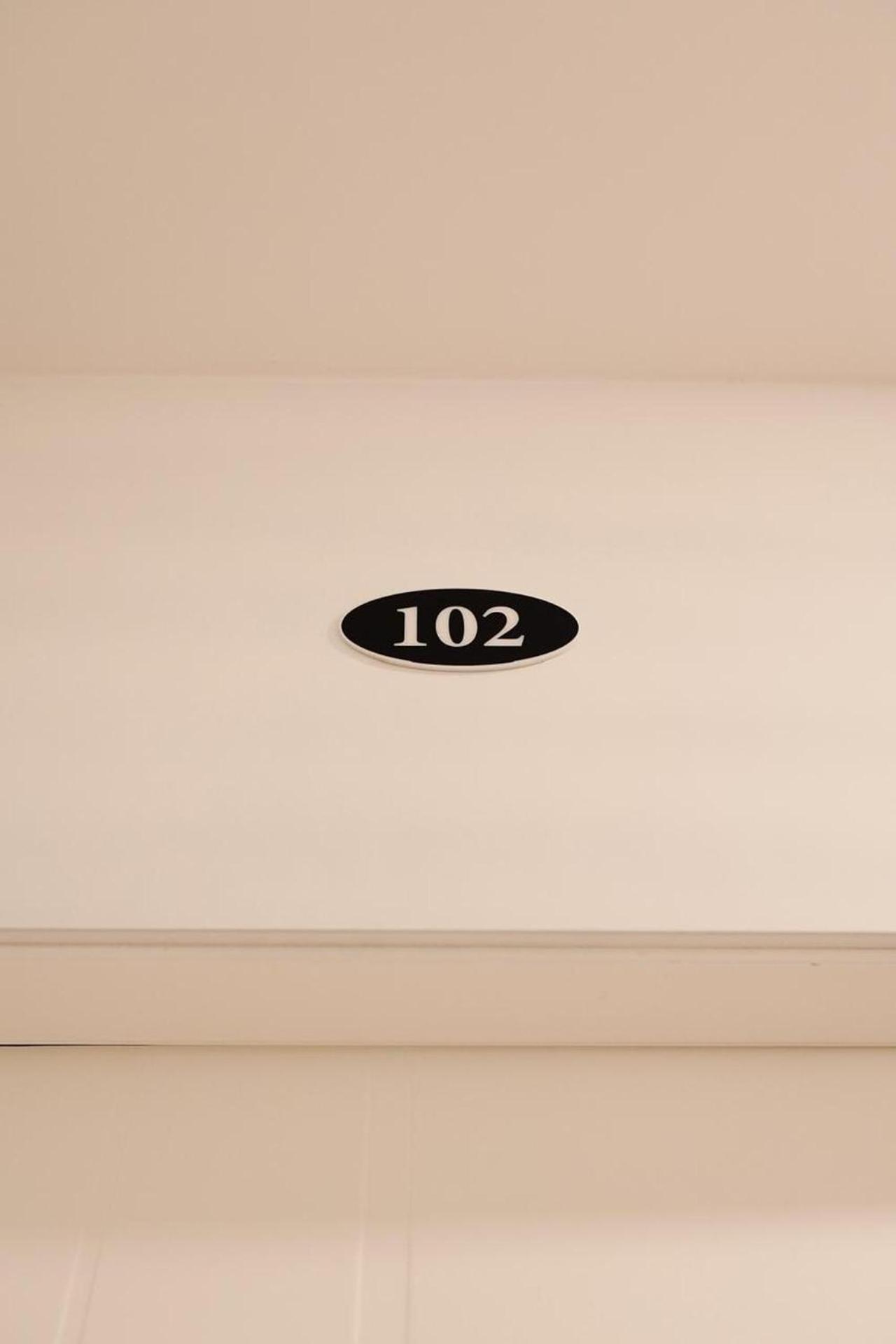 102 Apartament Tirana